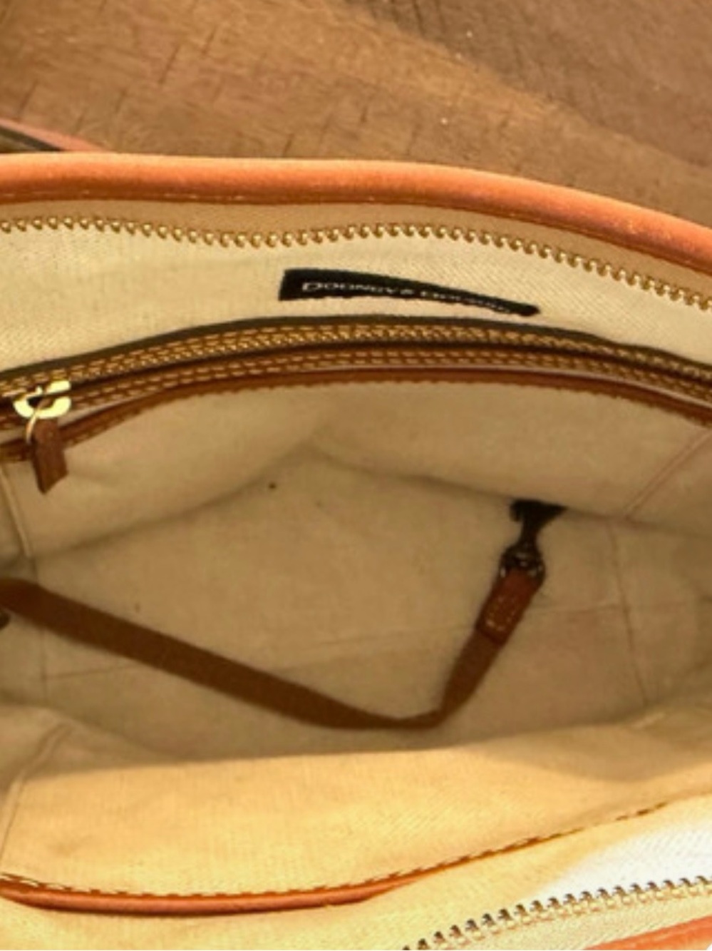 Dooney & Bourke Pebble Grain Leather Tote & Matching Wristlet Black - Used Once - Picture 3 of 5